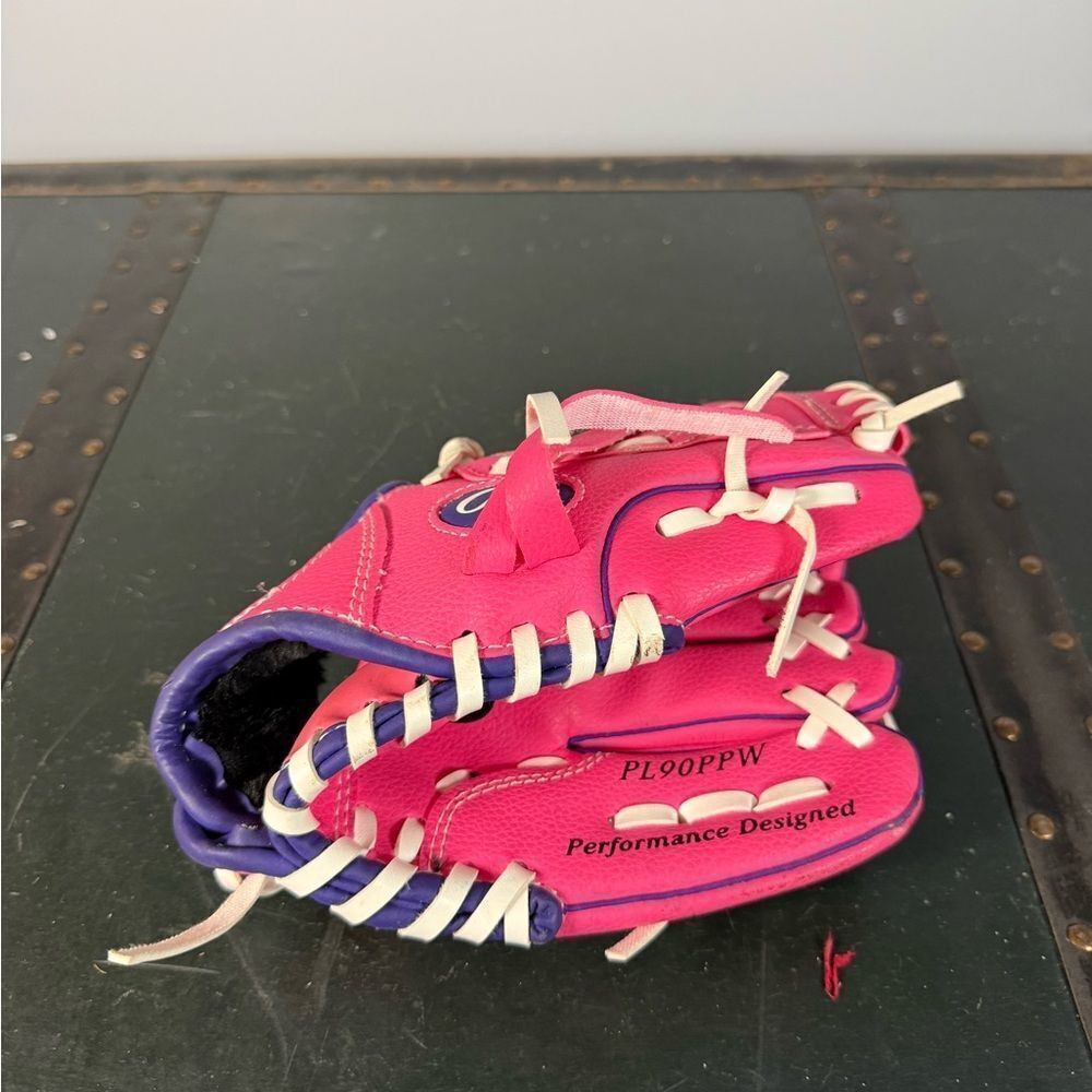 Rawlings PL90PPW Pink & Purple Softball Glove Youth Players Series RHT